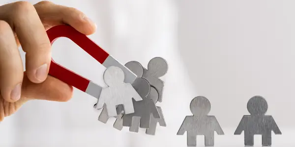 Optimisation des fiches descriptives de véhicules sur AutoUsagée.ca pour générer des leads qualifiés